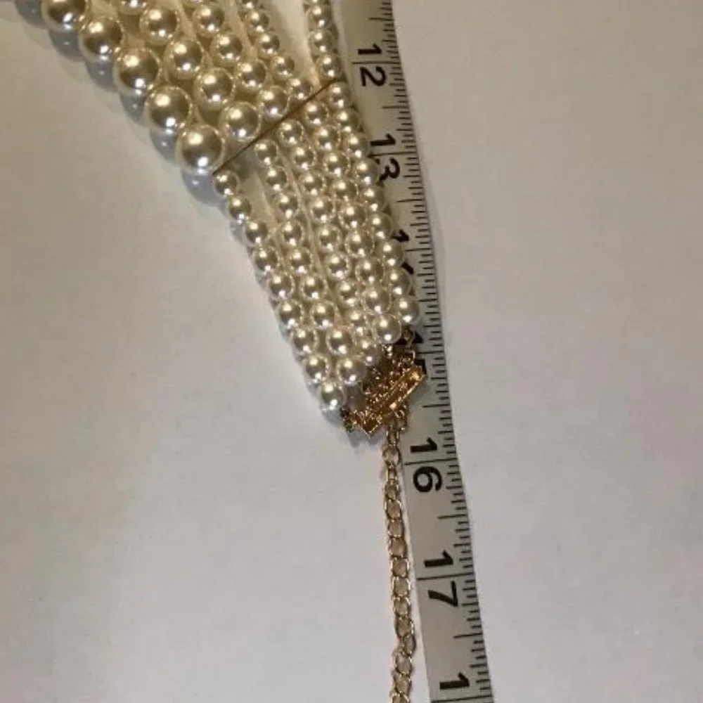 Multi Layer Graduated Faux Pearl Necklace - Picture 5 of 7